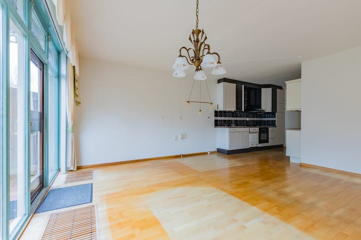 Foto 5 van Winkelwaard 401