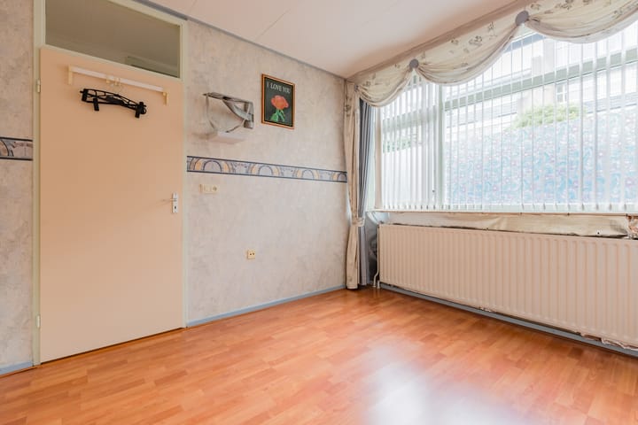 Foto 12 van Winkelwaard 401