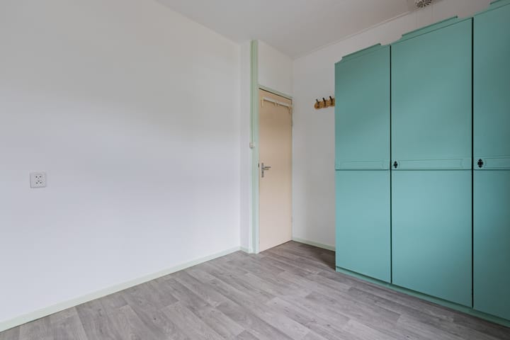 Foto 14 van Winkelwaard 401