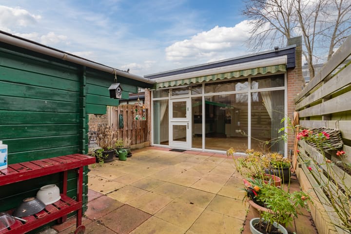 Foto 21 van Winkelwaard 401