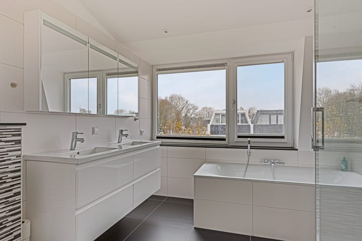 Foto 33 van Graaf Janlaan 19