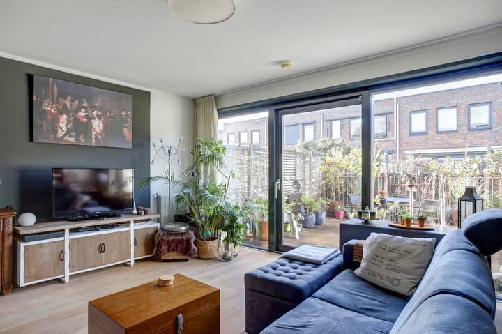 Foto 22 van Willem Hedastraat 151