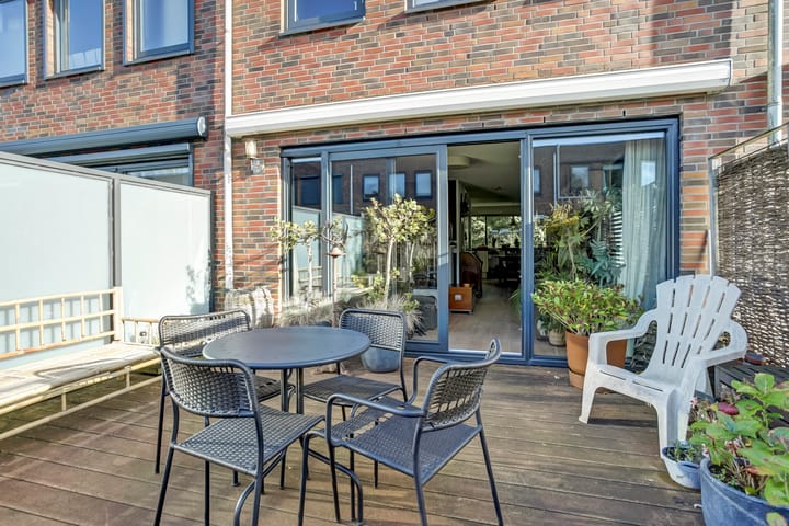 Foto 21 van Willem Hedastraat 151