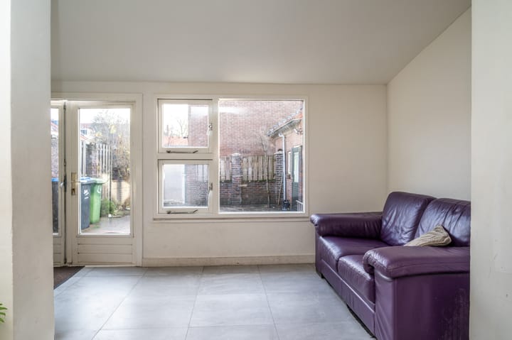 Photo 11 of Varenstraat 29