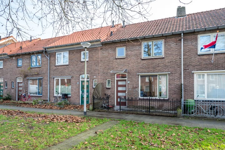 Photo 35 of Varenstraat 29