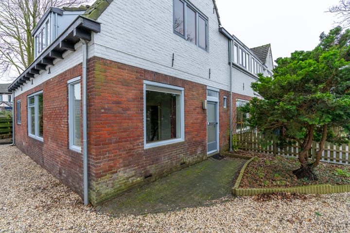 Foto 34 van Stationsweg 65