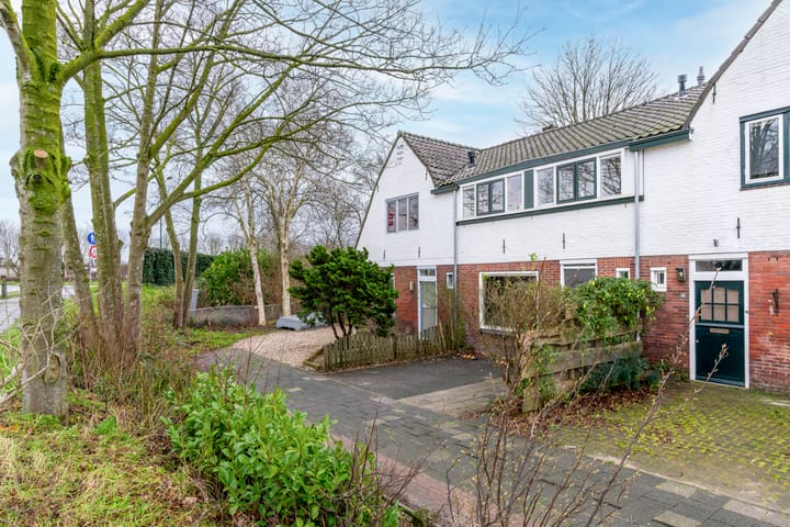 Foto 40 van Stationsweg 65