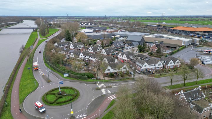 Foto 48 van Stationsweg 65