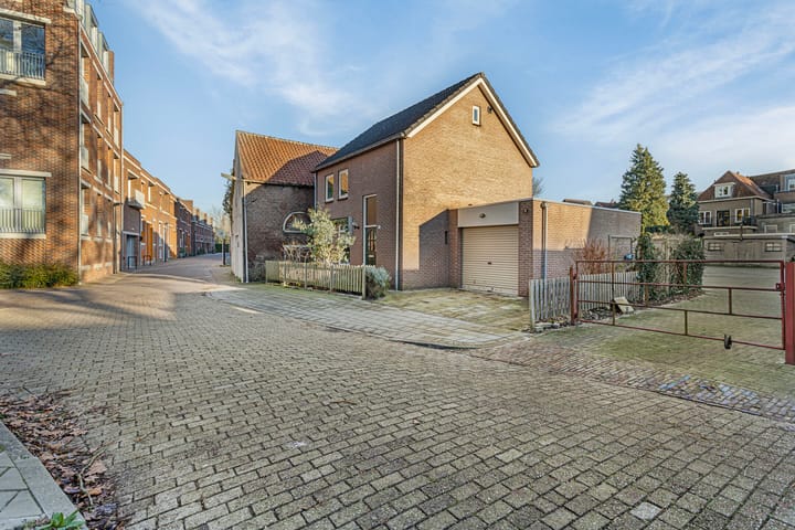 Foto 3 van Halvemaanstraat 10