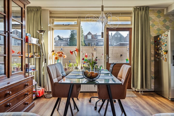 Foto 8 van Halvemaanstraat 10