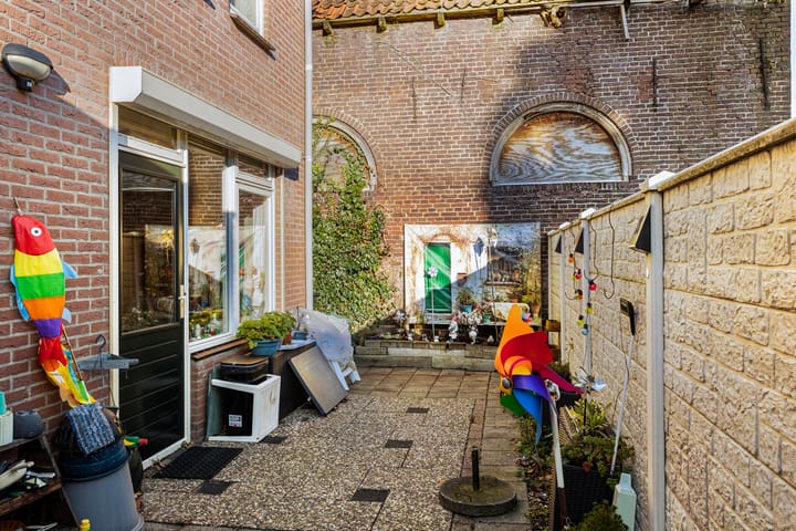 Foto 20 van Halvemaanstraat 10