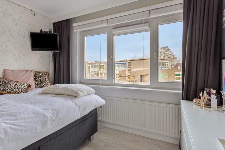 Foto 17 van Buizerdstraat 18