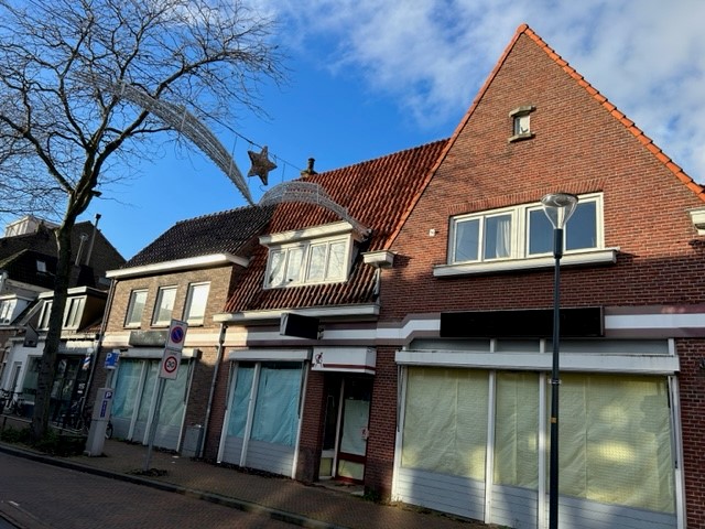 View photo 2 of Thomas a Kempisstraat 117