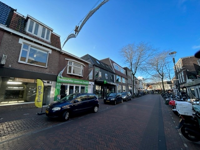 View photo 4 of Vechtstraat 26