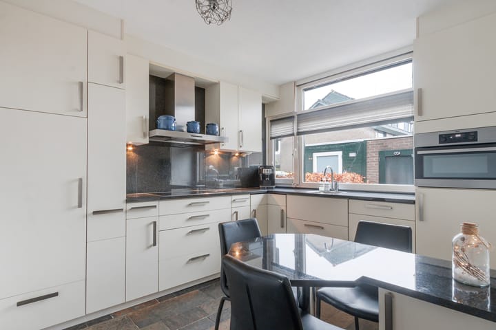 Foto 13 van Zwaluwenburg 29