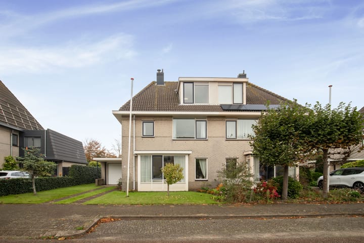 Foto 6 van Roelat 44