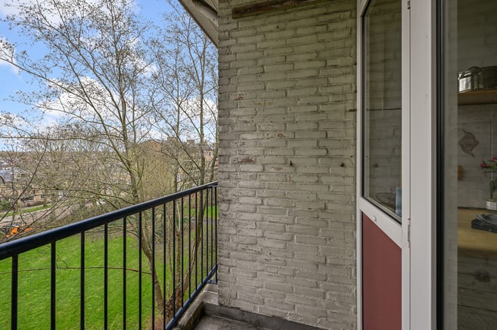 Foto 18 van Ruysdaelstraat 142