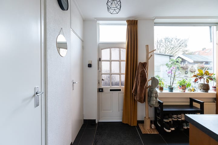 Foto 6 van Stationsweg 57