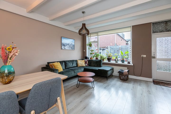 Foto 7 van Stationsweg 57