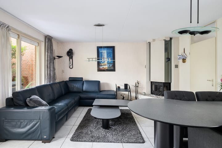 Foto 5 van Dirk Swarteveldplein 16