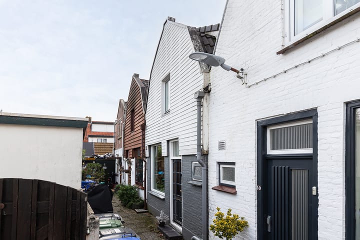 Foto 21 van Stationsweg 57