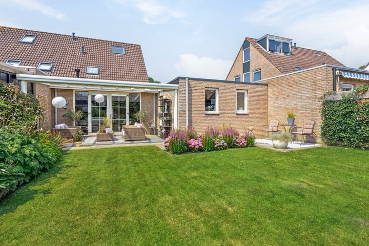 Foto 33 van Brandgans 44