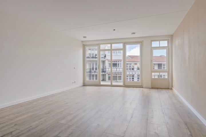 Foto 2 van De Klok 353