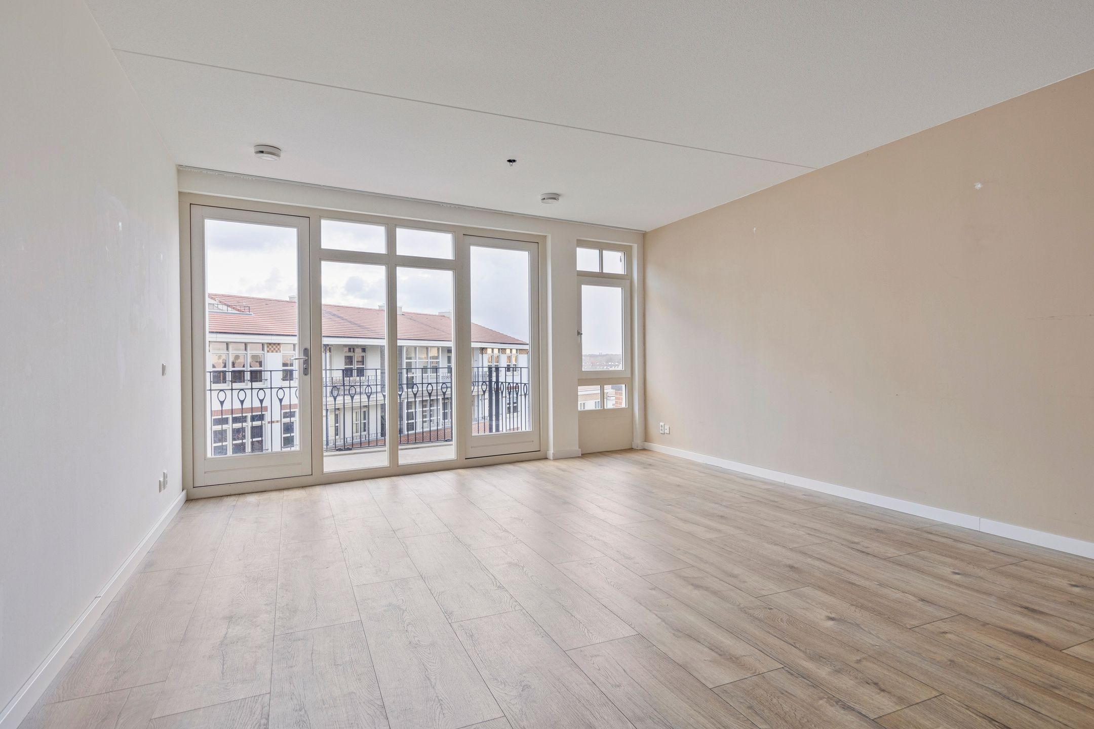 Photo 9 of De Klok 353