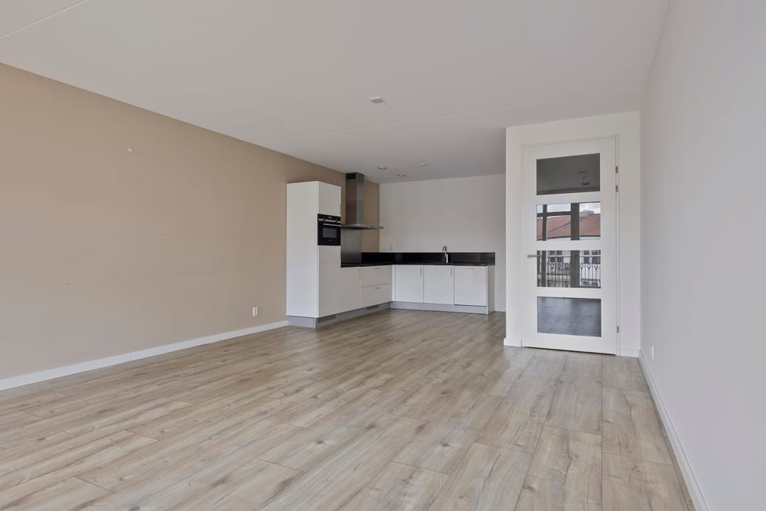 Photo 11 of De Klok 353