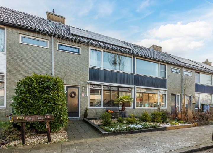 Foto 1 van van der Plaatstraat 24