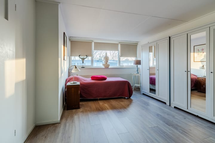 Foto 23 van van der Plaatstraat 24