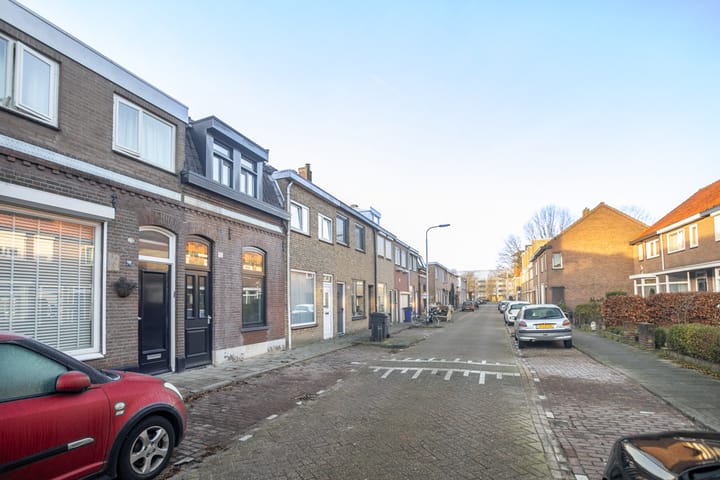 Foto 26 van Watertorenstraat 72