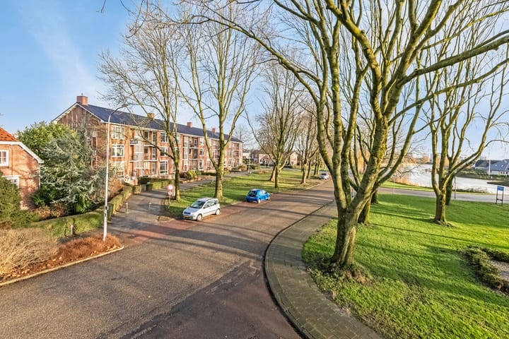 Foto 27 van Rijksweg 93-A