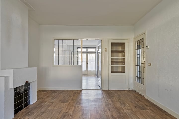 Foto 15 van Rijksweg 93-A