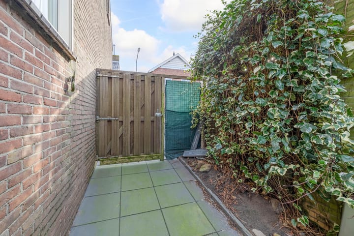 Foto 28 van Flierstraat 8