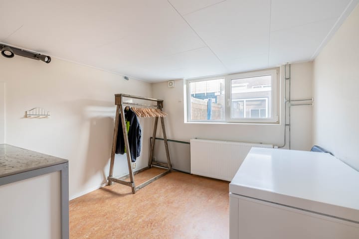 Foto 46 van Flierstraat 8