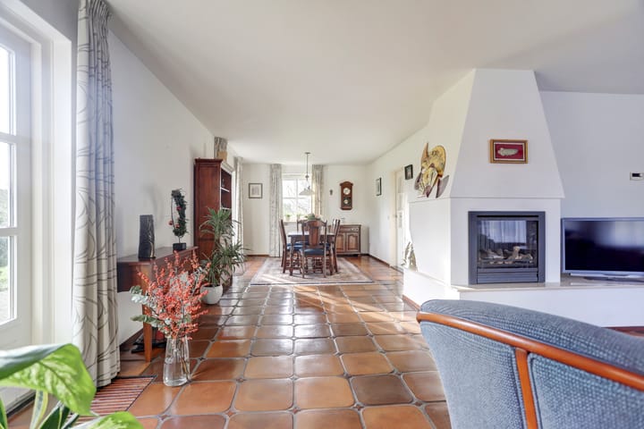 Foto 17 van Meerlosebaan 9