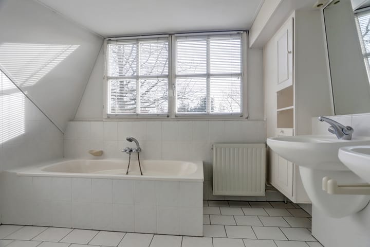 Foto 24 van Meerlosebaan 9