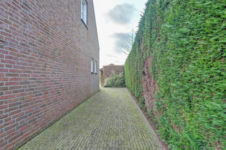 Foto 48 van Meerlosebaan 9