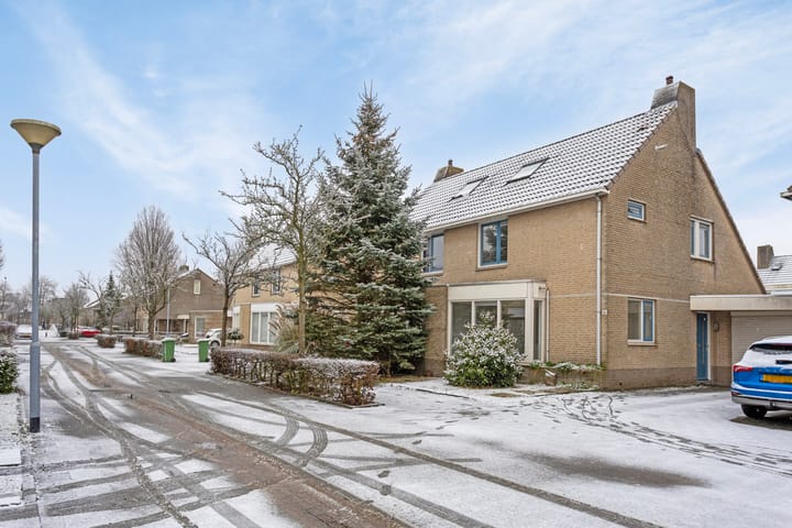 Foto 22 van Trawlerstraat 16