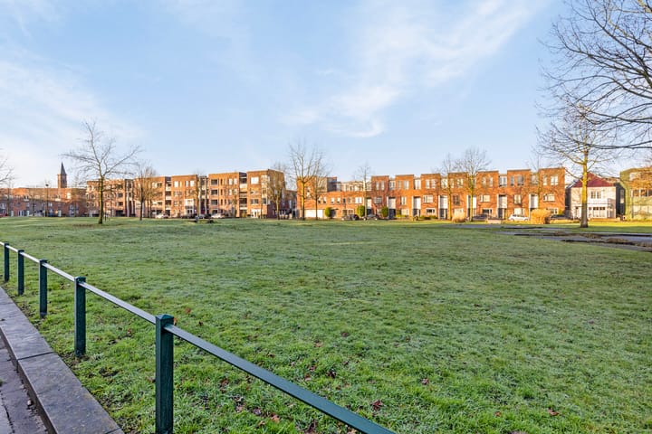 Foto 40 van Lonnekerspoorlaan 86