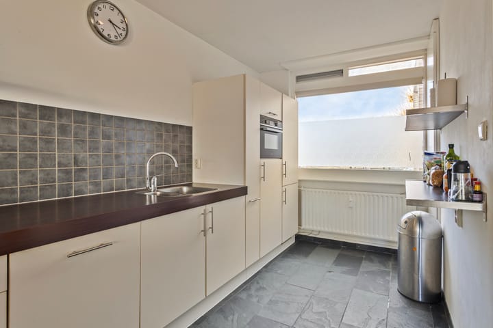 Foto 13 van Schoutenstraat 128