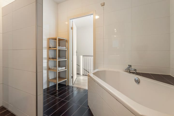 Foto 23 van Schoutenstraat 128