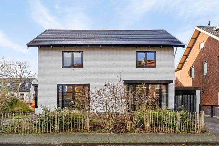 Foto 31 van Dr. Leenaersstraat 23