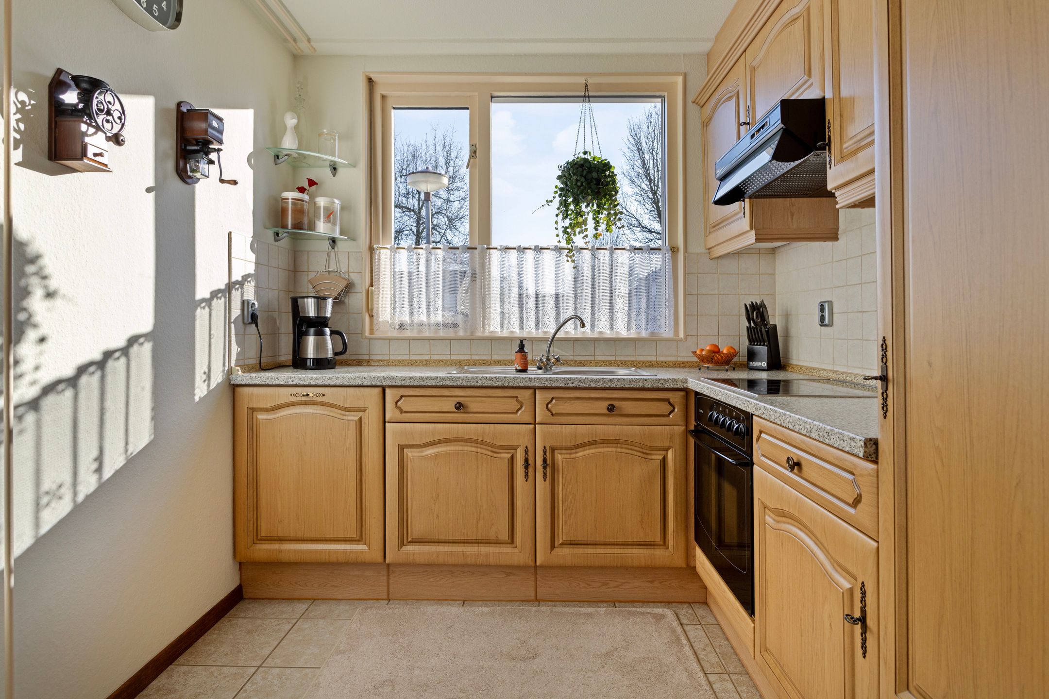 Photo 3 of Mainelaan 44