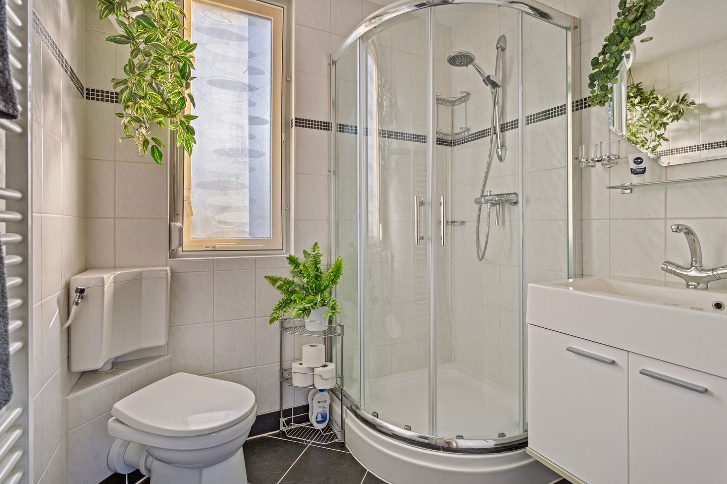 Photo 5 of Mainelaan 44