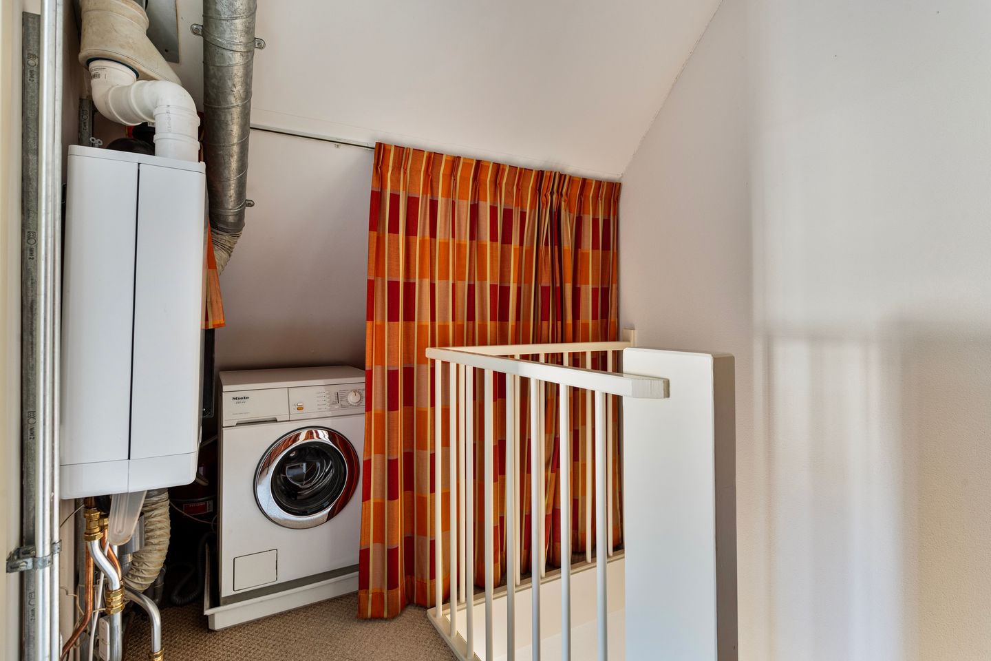 Photo 34 of Mainelaan 44