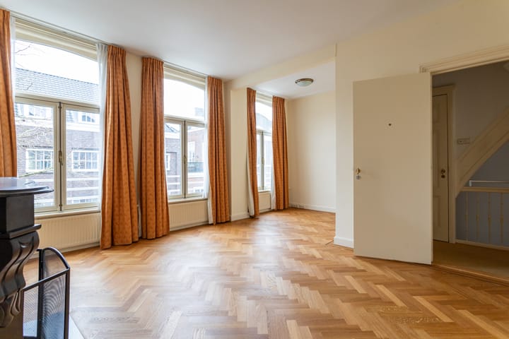 Foto 44 van Balistraat 2-E