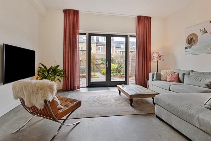 Foto 6 van Enkalaan 163