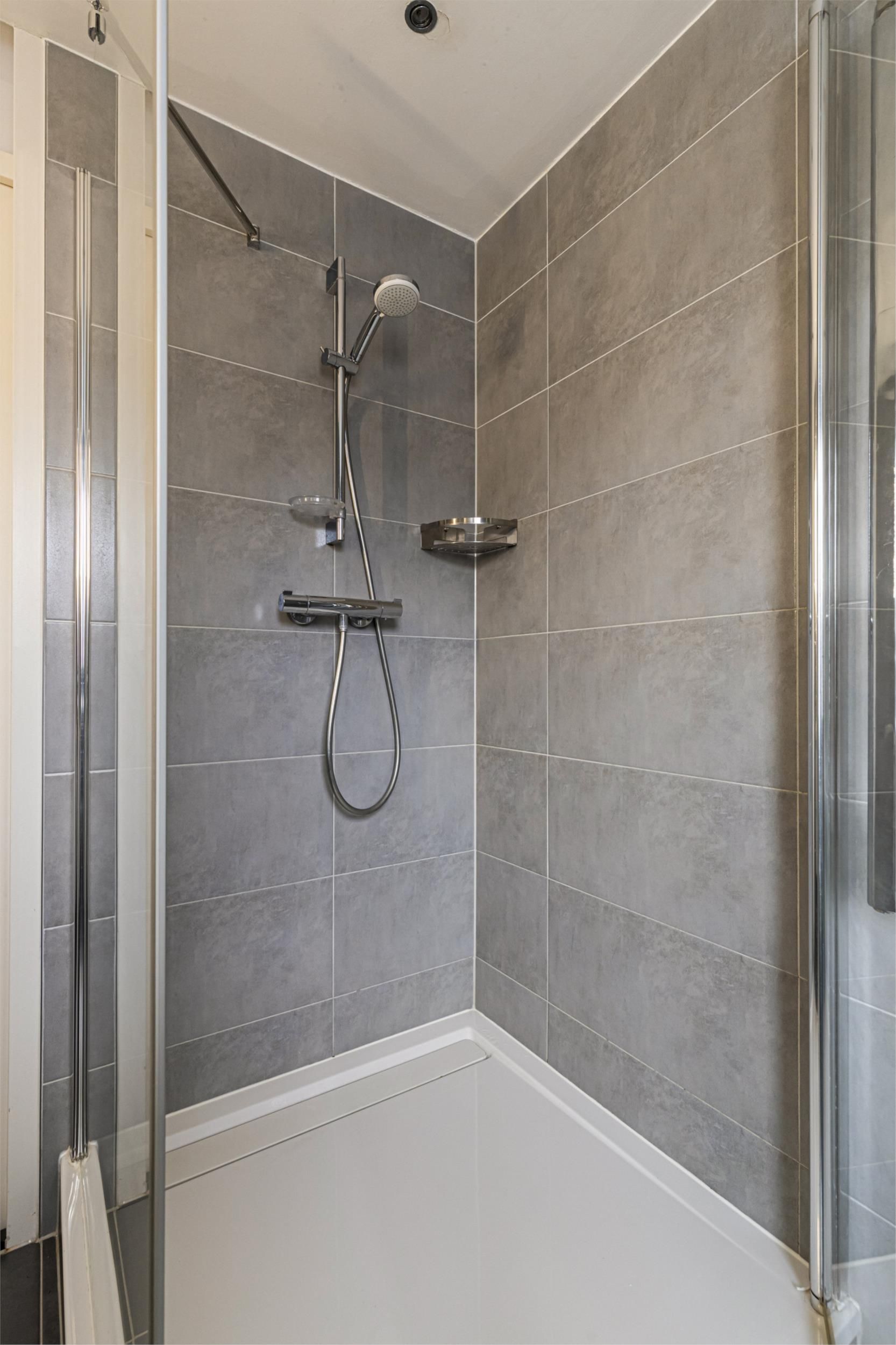 Foto 24 van Clara Visserstraat 7